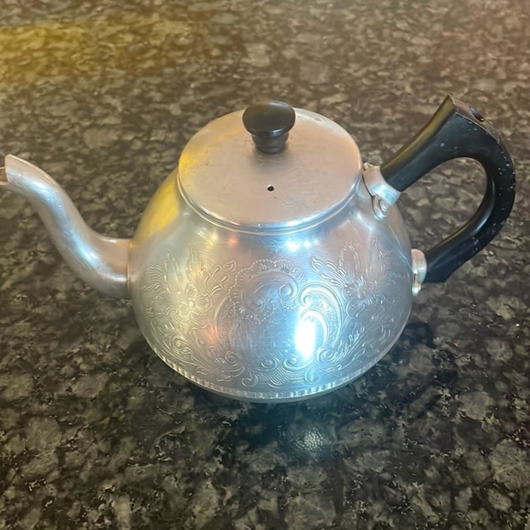 Classic‎ English Swan Brand teapot - Picture 2 of 11